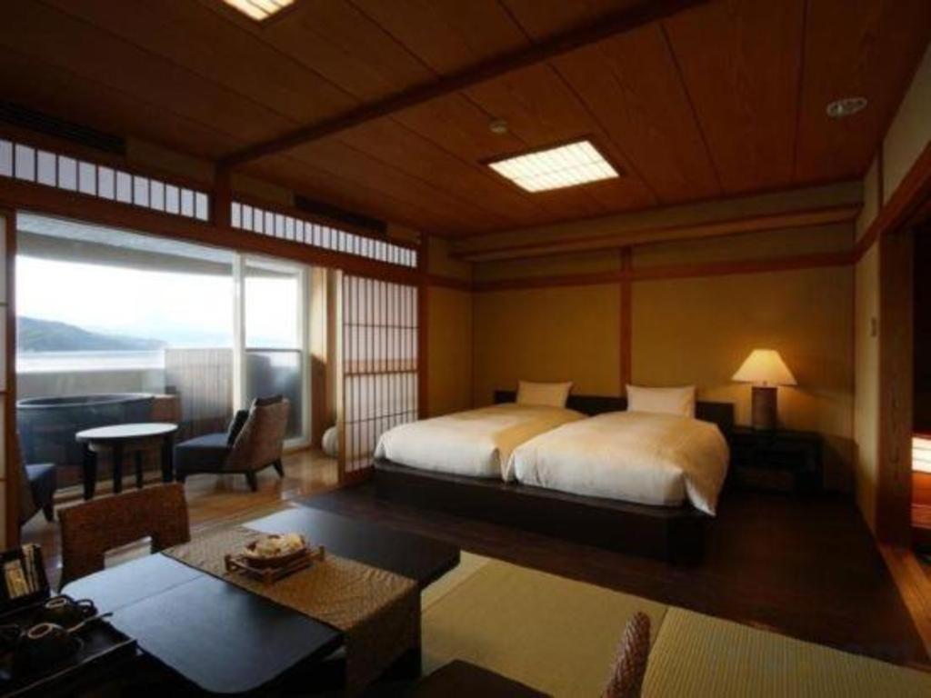Luxury Wa Hotel Kaze No Kaori Ито Экстерьер фото